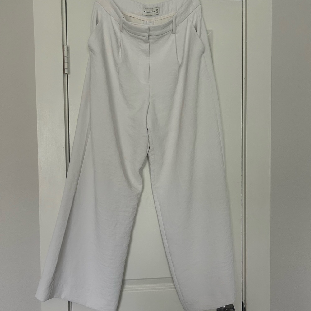 Abercrombie Wide Leg Trousers